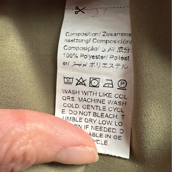 SHEIN Lightweight Casual Zip-up - Picture 8 of 10